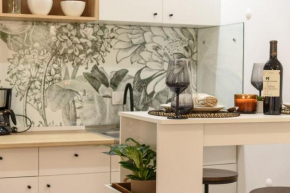 Lyana's Studio